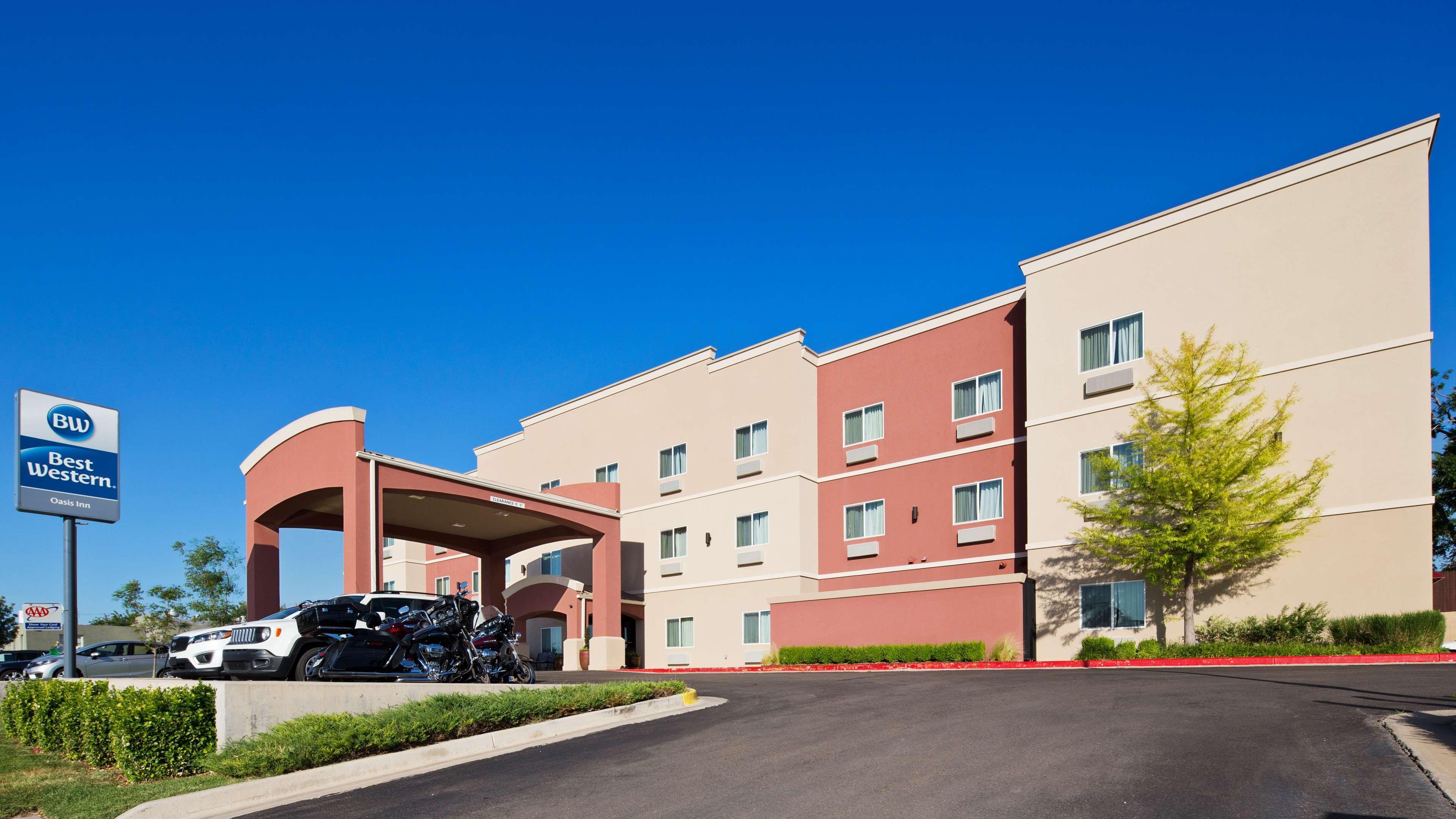 Best Western Oasis Inn Canadian Esterno foto
