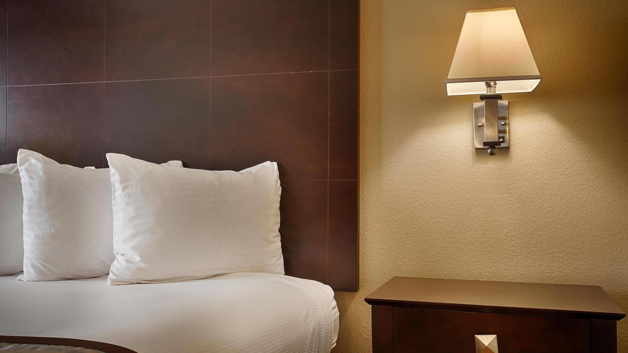 Best Western Oasis Inn Canadian Esterno foto